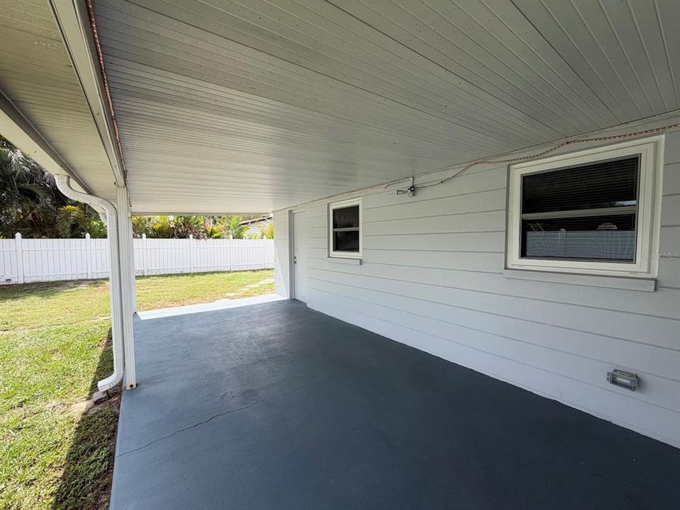For Rent: $2,700 (4 beds, 2 baths, 1680 Square Feet)