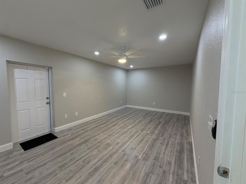 For Rent: $2,700 (4 beds, 2 baths, 1680 Square Feet)