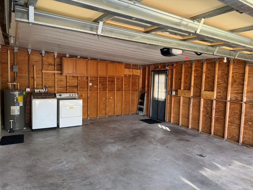 For Rent: $2,700 (4 beds, 2 baths, 1680 Square Feet)