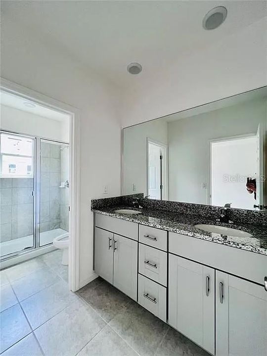 En Venta: $289,900 (3 camas, 2 baños, 1650 Pies cuadrados)