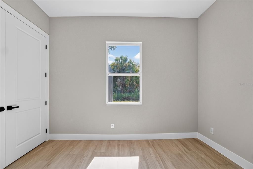 En Venta: $499,900 (4 camas, 2 baños, 1918 Pies cuadrados)