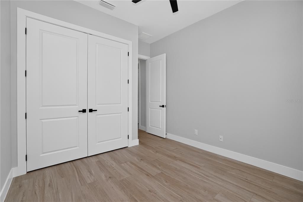 En Venta: $499,900 (4 camas, 2 baños, 1918 Pies cuadrados)