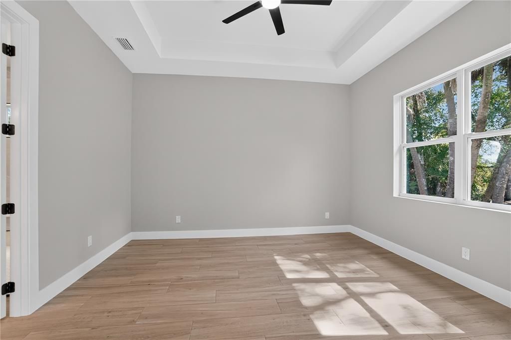 En Venta: $499,900 (4 camas, 2 baños, 1918 Pies cuadrados)