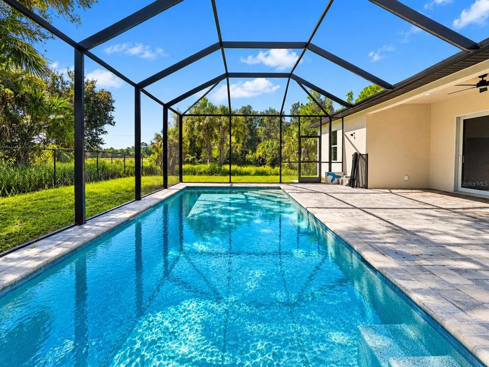 En Venta: $499,900 (4 camas, 2 baños, 1918 Pies cuadrados)