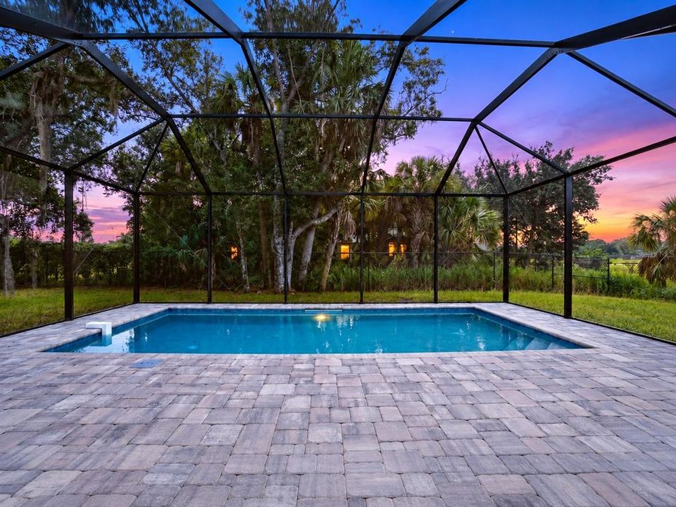 En Venta: $499,900 (4 camas, 2 baños, 1918 Pies cuadrados)