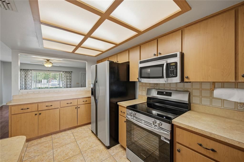For Sale: $239,900 (3 beds, 2 baths, 1280 Square Feet)