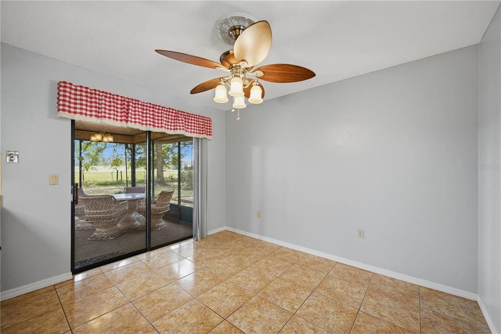 For Sale: $239,900 (3 beds, 2 baths, 1280 Square Feet)