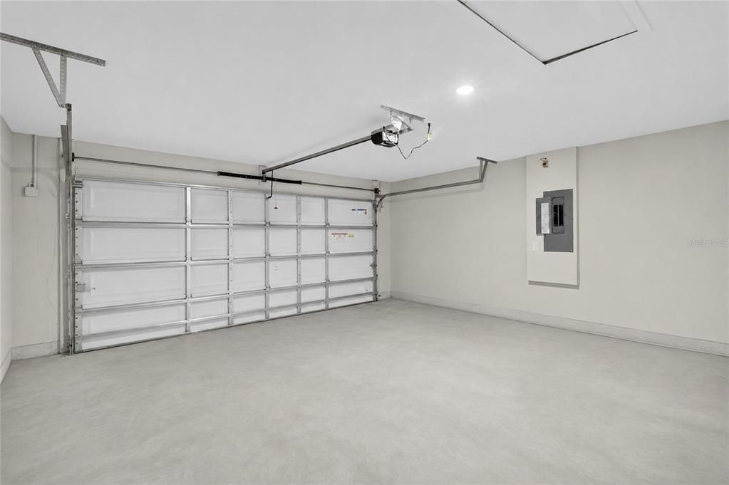 For Sale: $319,900 (3 beds, 2 baths, 1537 Square Feet)