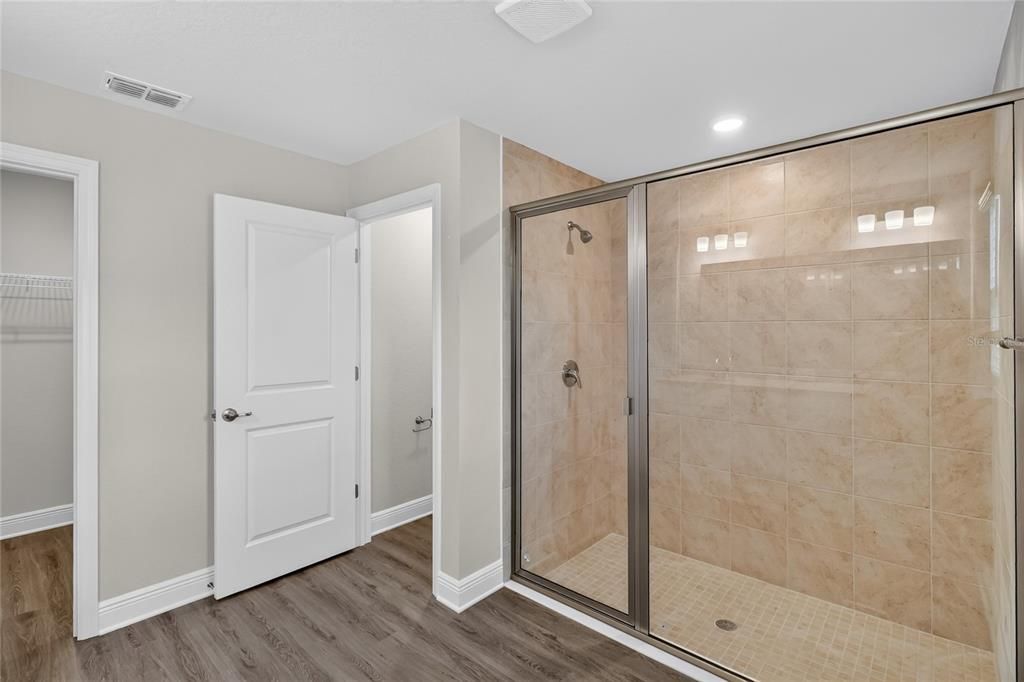 For Sale: $319,900 (3 beds, 2 baths, 1537 Square Feet)