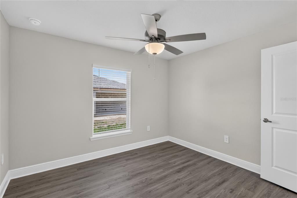 For Sale: $319,900 (3 beds, 2 baths, 1537 Square Feet)