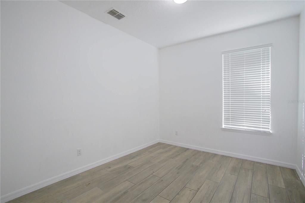 For Rent: $3,250 (5 beds, 3 baths, 2548 Square Feet)
