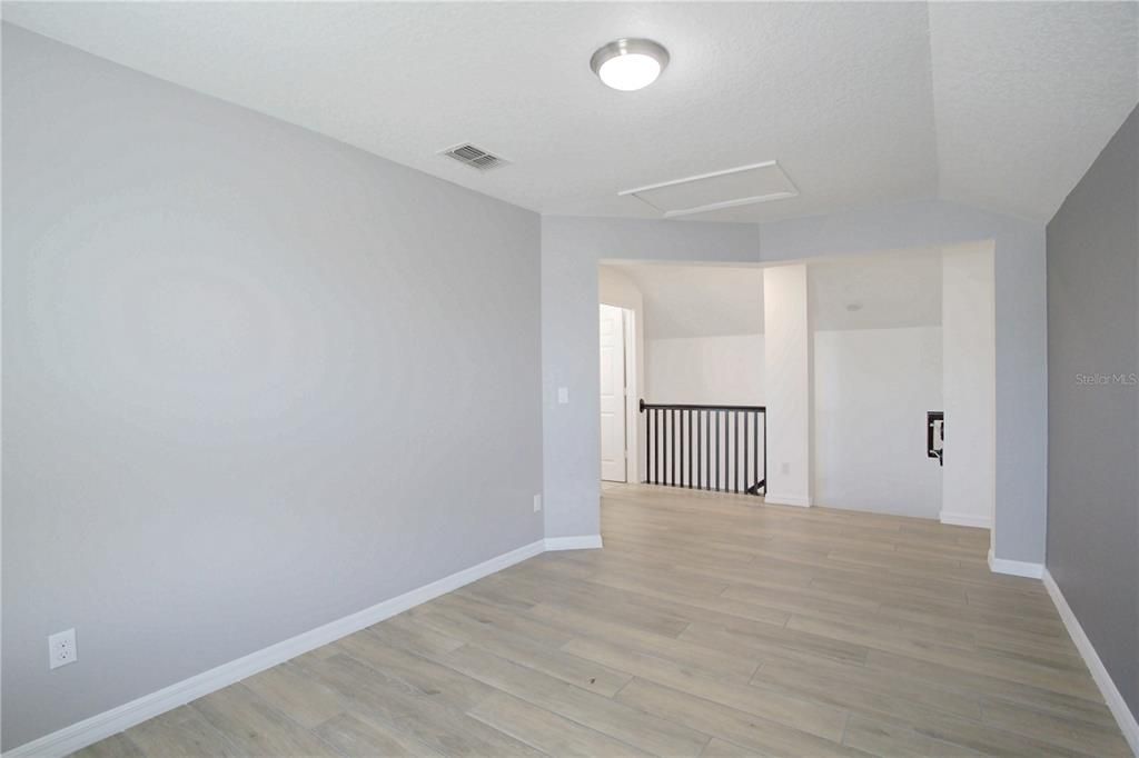 For Rent: $3,250 (5 beds, 3 baths, 2548 Square Feet)