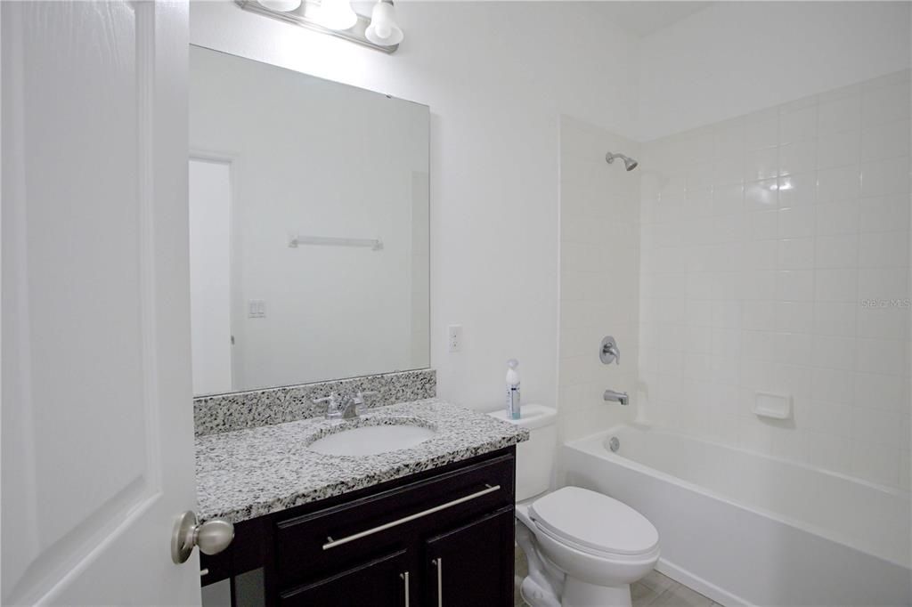 For Rent: $3,250 (5 beds, 3 baths, 2548 Square Feet)