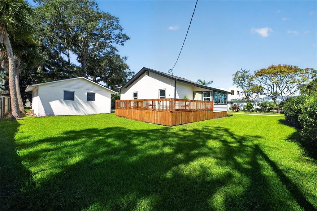 На продажу: $389,900 (2 спален, 3 ванн, 1148 Квадратных фут)
