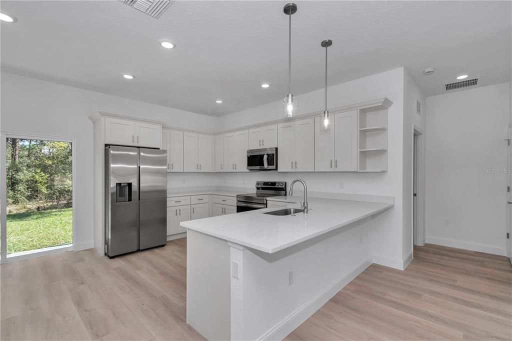 For Sale: $249,000 (3 beds, 2 baths, 1427 Square Feet)