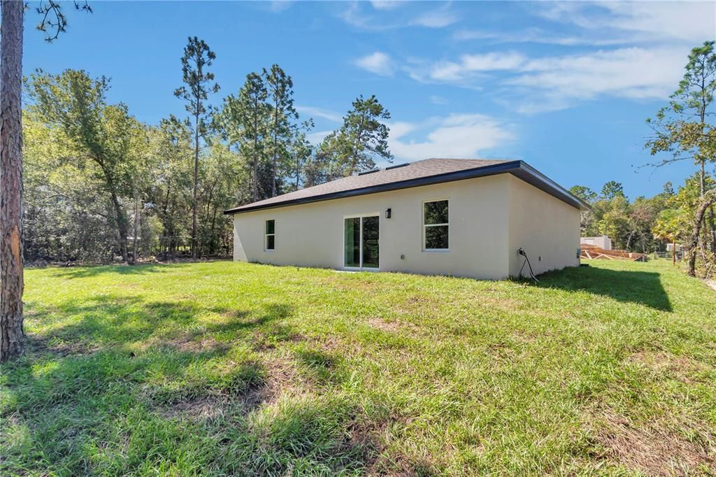 For Sale: $249,000 (3 beds, 2 baths, 1427 Square Feet)