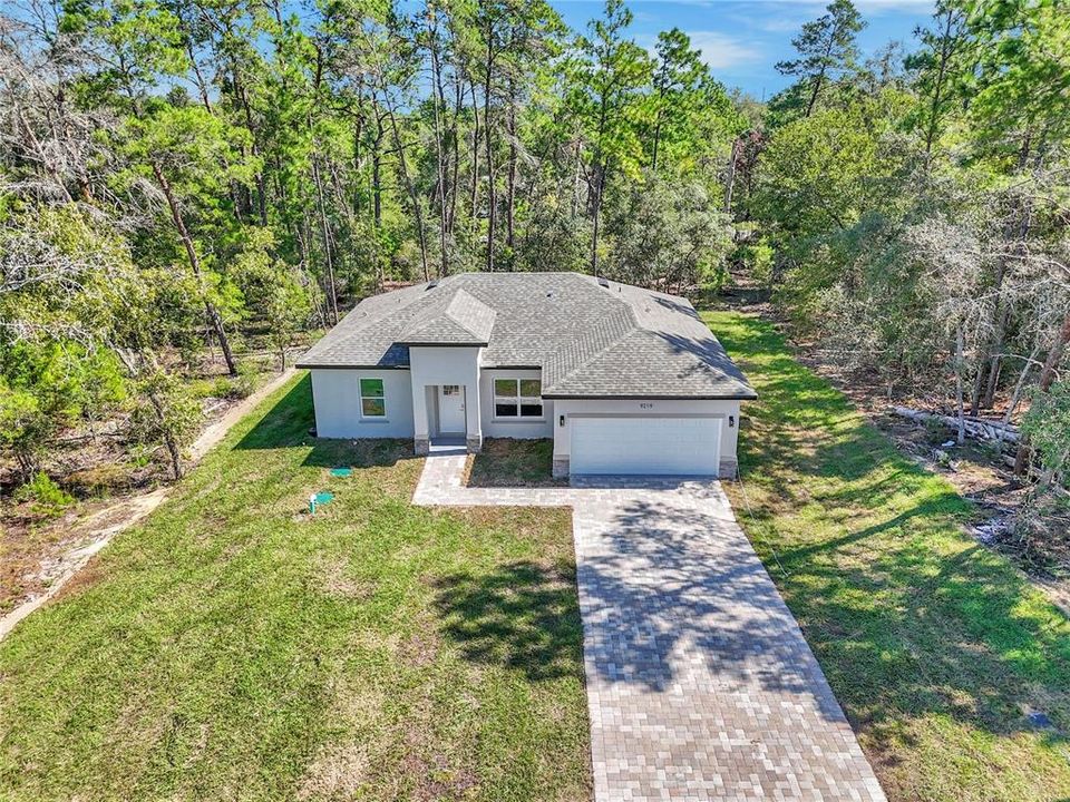 For Sale: $249,000 (3 beds, 2 baths, 1427 Square Feet)