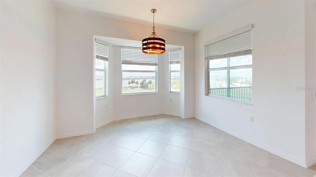 For Rent: $2,000 (2 beds, 2 baths, 1198 Square Feet)