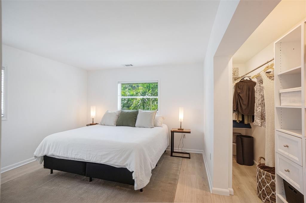 For Sale: $730,000 (2 beds, 2 baths, 1456 Square Feet)
