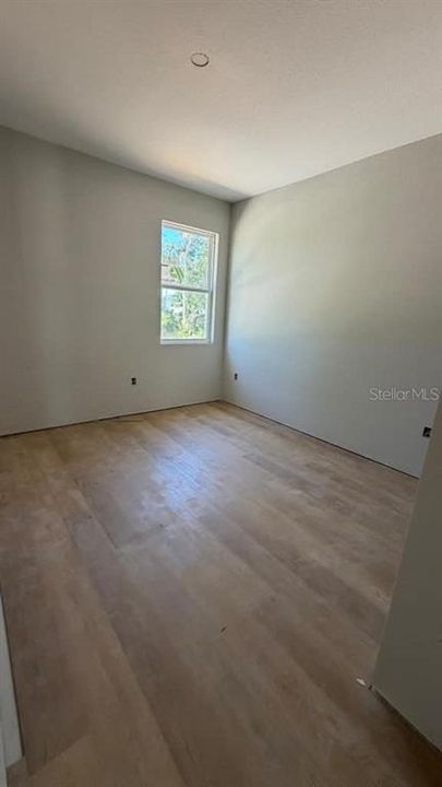 На продажу: $369,990 (4 спален, 3 ванн, 1811 Квадратных фут)
