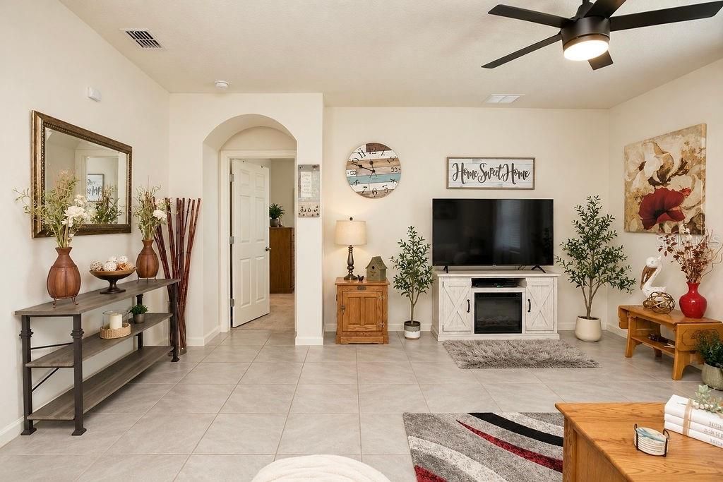 For Sale: $354,770 (4 beds, 2 baths, 1830 Square Feet)