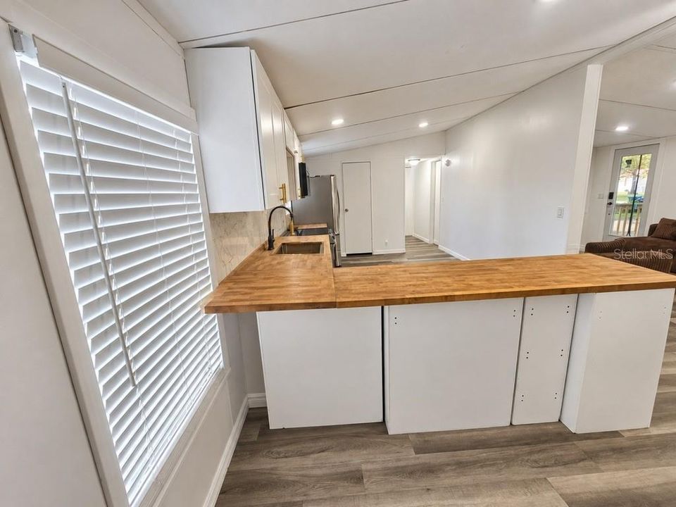 На продажу: $195,000 (3 спален, 2 ванн, 1200 Квадратных фут)