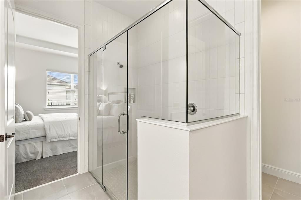 На продажу: $399,000 (2 спален, 2 ванн, 1422 Квадратных фут)