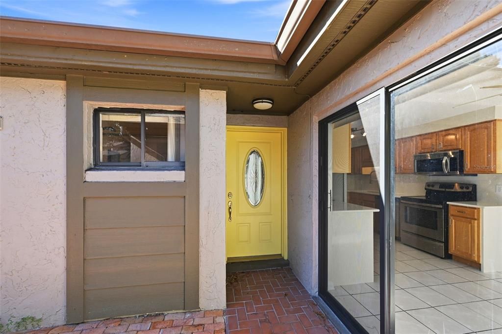 En Venta: $320,000 (3 camas, 2 baños, 1721 Pies cuadrados)