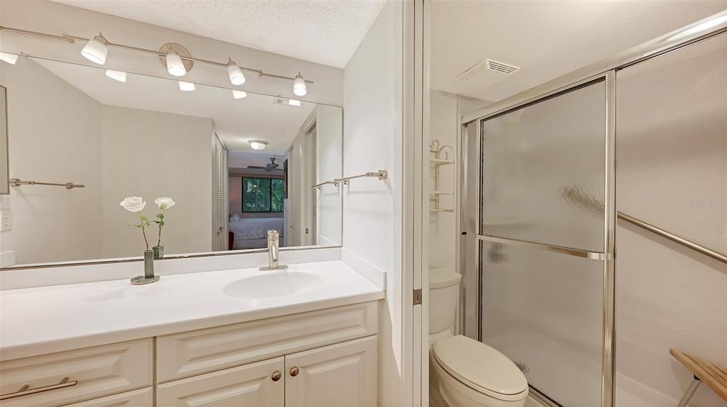 For Sale: $340,000 (2 beds, 2 baths, 1112 Square Feet)