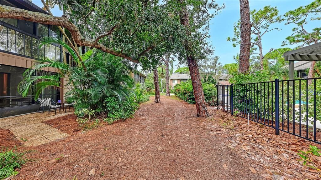 For Sale: $340,000 (2 beds, 2 baths, 1112 Square Feet)