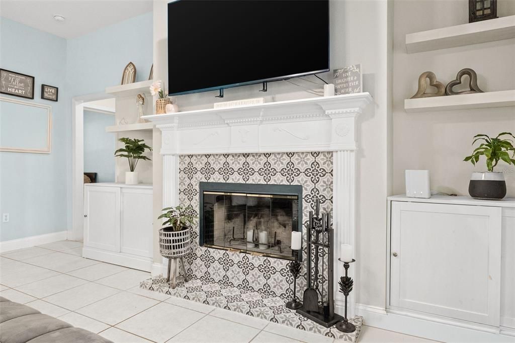 For Sale: $698,000 (4 beds, 2 baths, 2403 Square Feet)