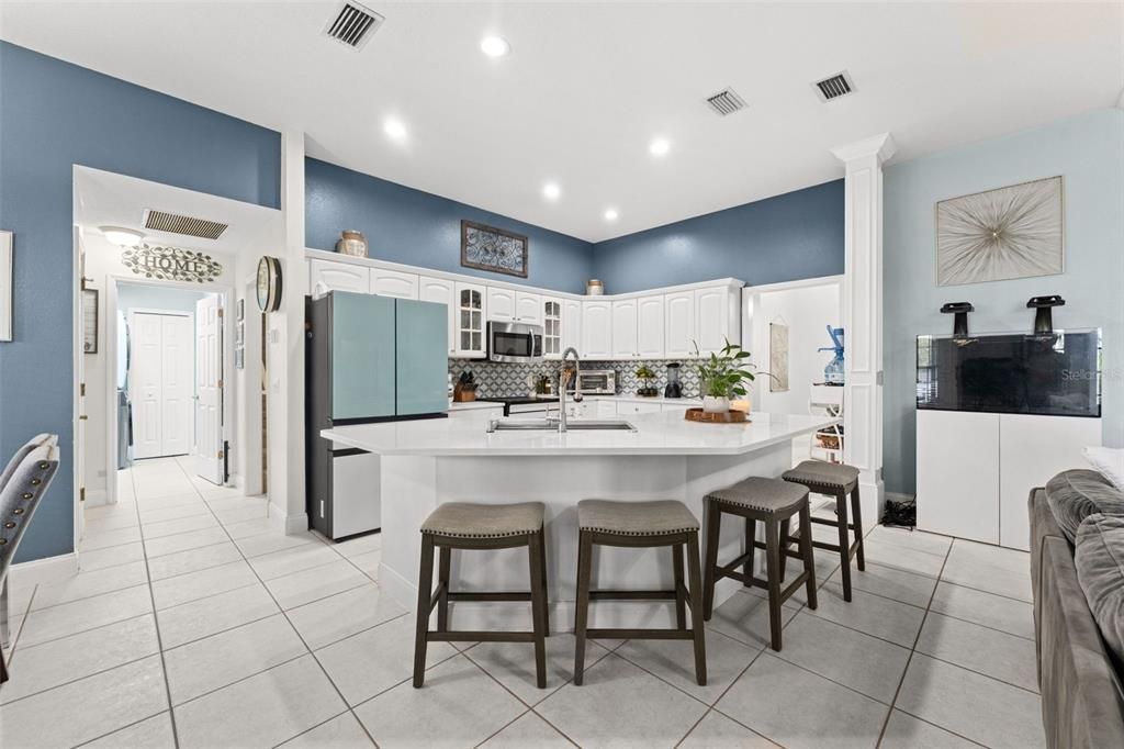 For Sale: $698,000 (4 beds, 2 baths, 2403 Square Feet)