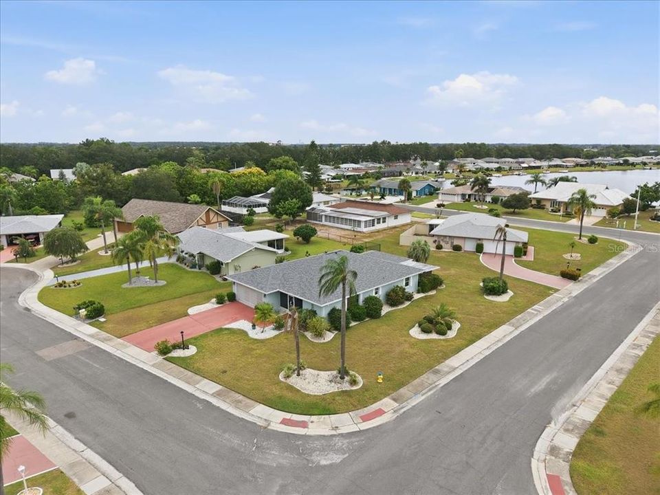 For Sale: $330,000 (2 beds, 2 baths, 1896 Square Feet)
