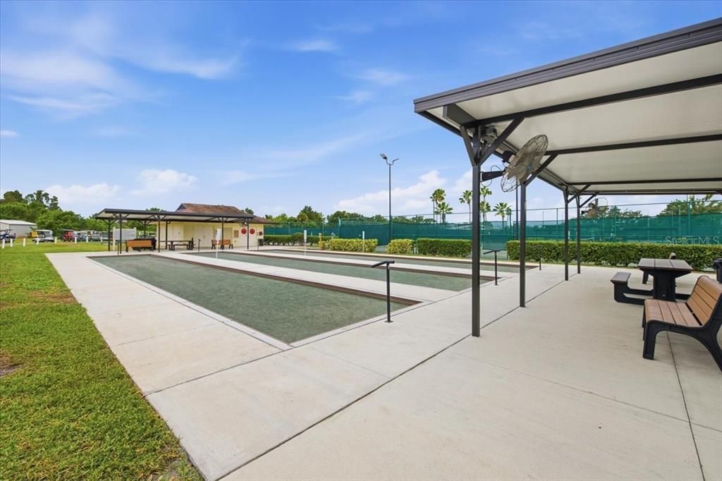 For Sale: $330,000 (2 beds, 2 baths, 1896 Square Feet)