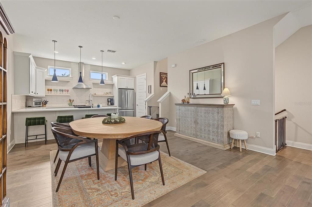 For Sale: $785,000 (3 beds, 3 baths, 2204 Square Feet)