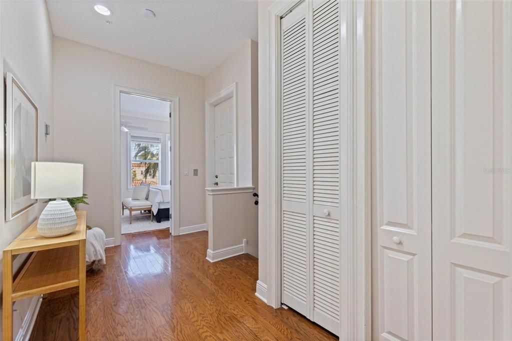 For Sale: $1,250,000 (4 beds, 3 baths, 2810 Square Feet)