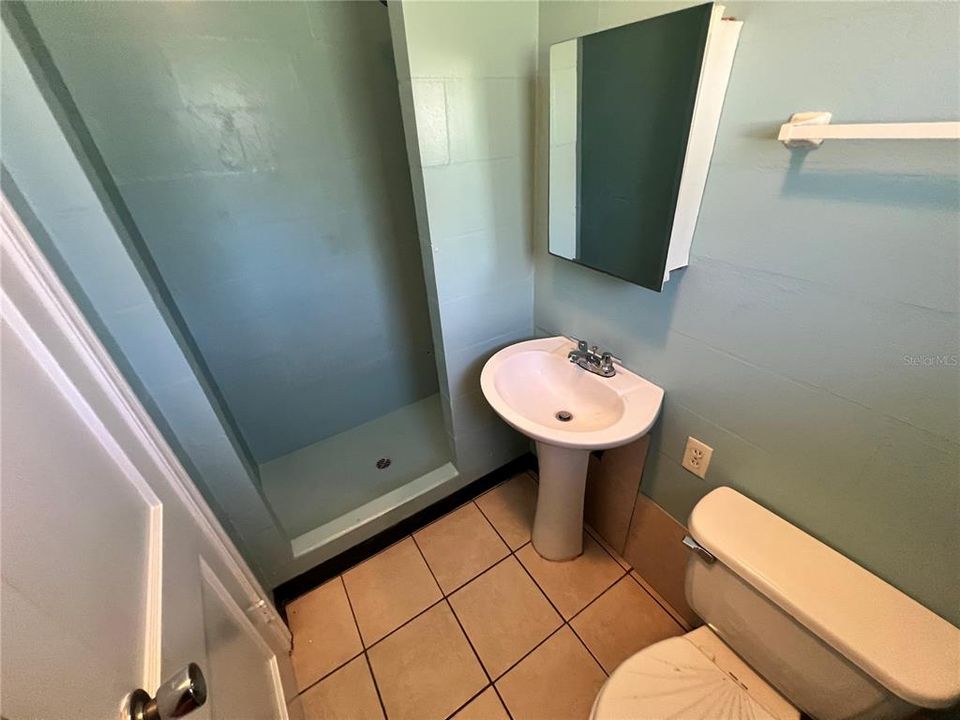 В аренду: $1,800 (2 спален, 3 ванн, 1649 Квадратных фут)