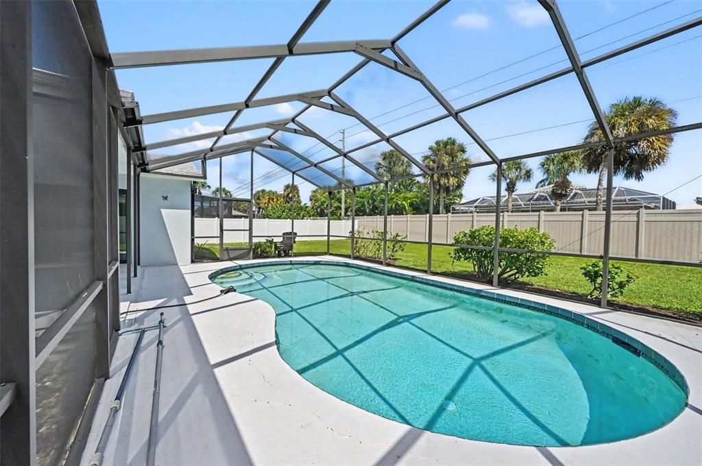 For Sale: $440,000 (3 beds, 2 baths, 1458 Square Feet)