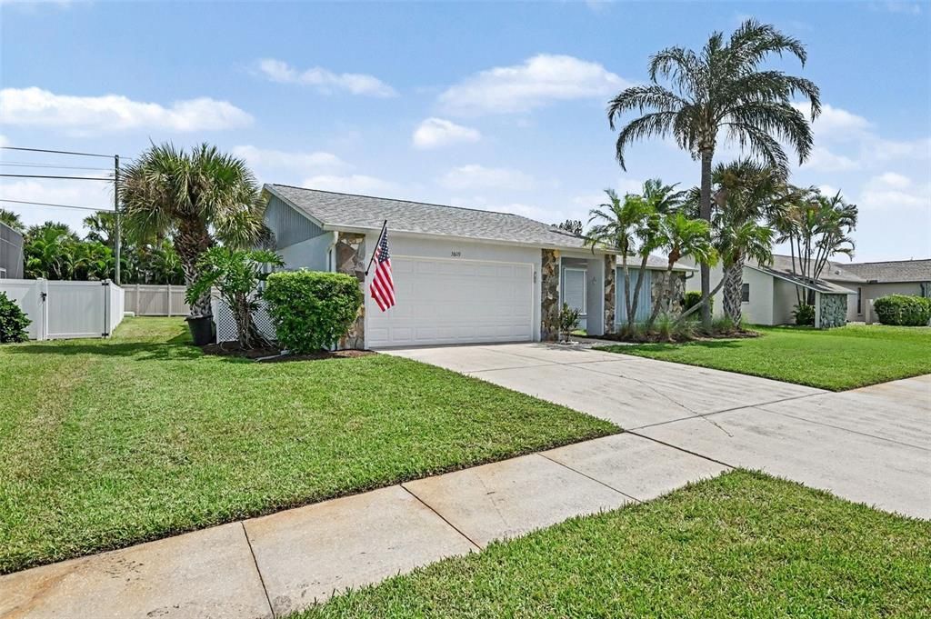 For Sale: $440,000 (3 beds, 2 baths, 1458 Square Feet)
