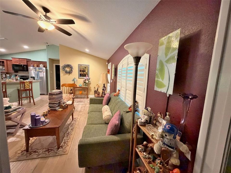 En Venta: $299,900 (3 camas, 2 baños, 1648 Pies cuadrados)