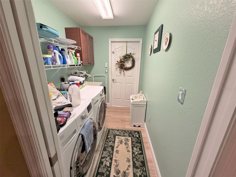 En Venta: $299,900 (3 camas, 2 baños, 1648 Pies cuadrados)