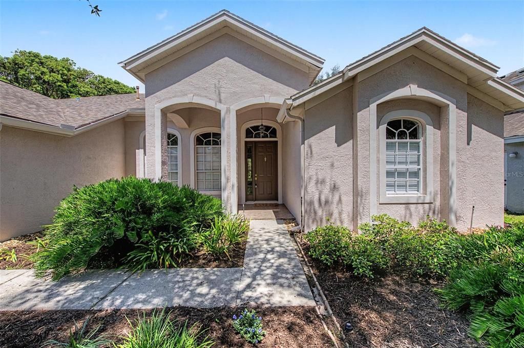 En Venta: $679,000 (4 camas, 3 baños, 2662 Pies cuadrados)