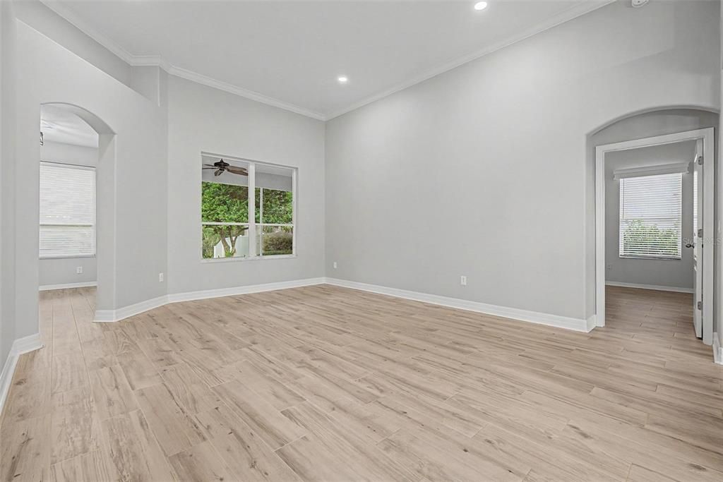 En Venta: $679,000 (4 camas, 3 baños, 2662 Pies cuadrados)
