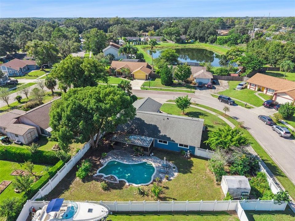 Active With Contract: $409,900 (4 beds, 2 baths, 1609 Square Feet)