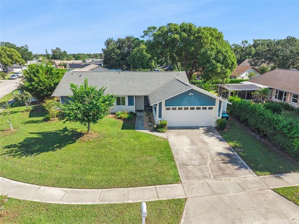 Active With Contract: $409,900 (4 beds, 2 baths, 1609 Square Feet)