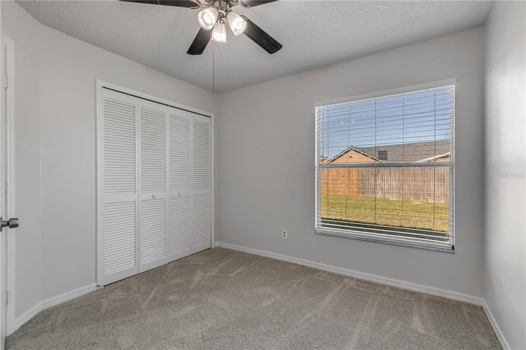 For Sale: $335,000 (3 beds, 2 baths, 1387 Square Feet)