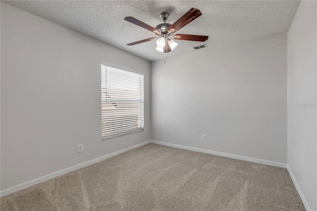For Sale: $335,000 (3 beds, 2 baths, 1387 Square Feet)
