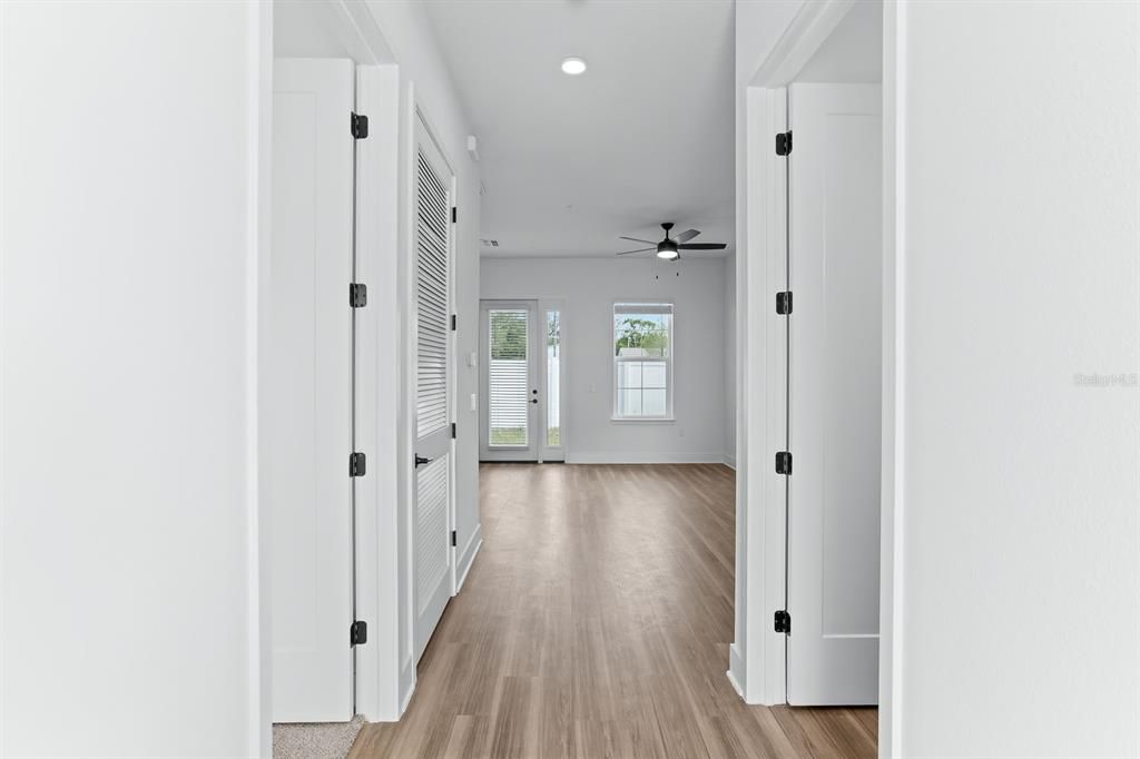 For Rent: $3,095 (3 beds, 2 baths, 1383 Square Feet)