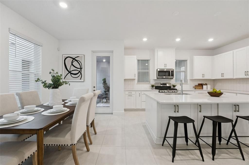 For Sale: $635,000 (4 beds, 4 baths, 2927 Square Feet)