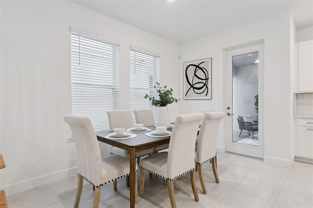 For Sale: $635,000 (4 beds, 4 baths, 2927 Square Feet)